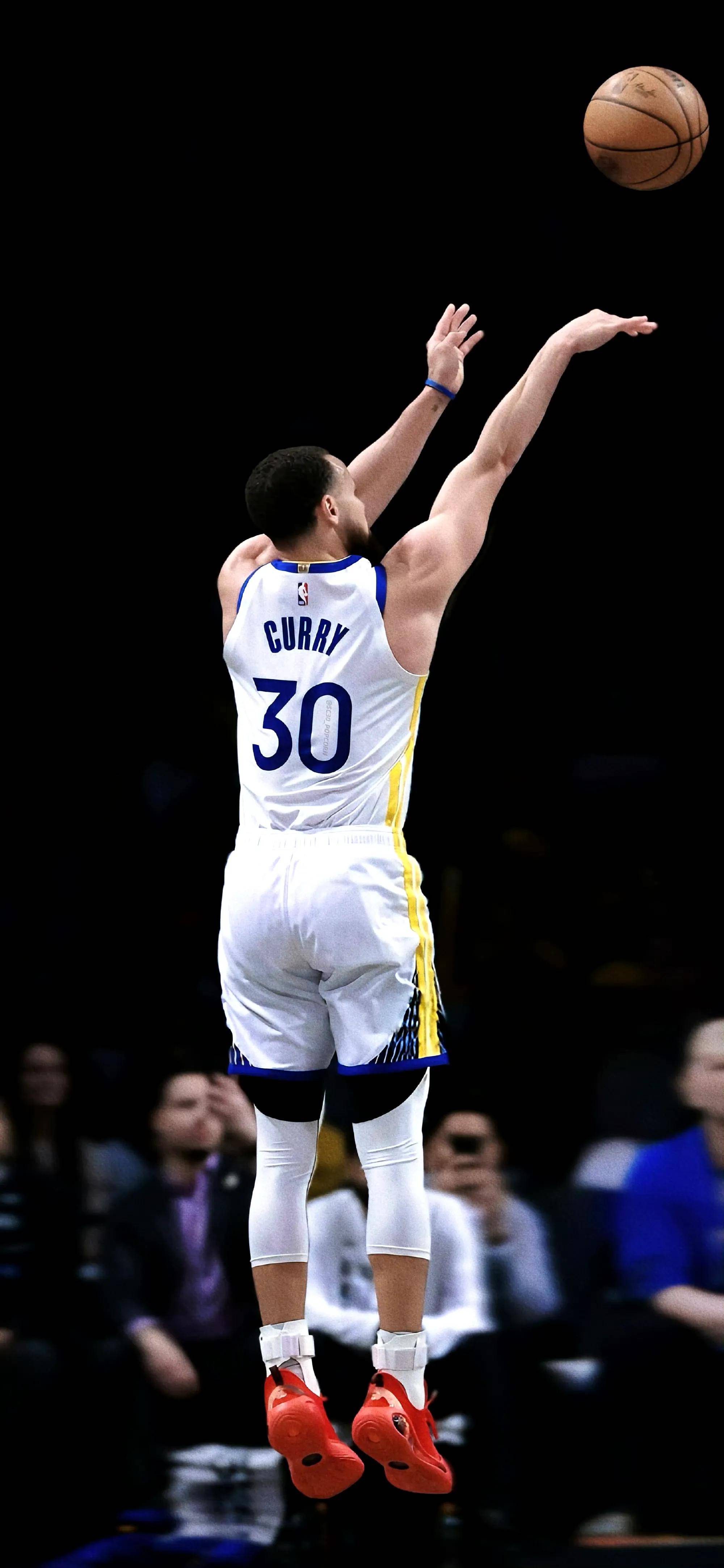 半场战报：奥地利U17 0-0日本U17，双方破门乏术（半场战况：奥地利U17与日本U17互交白卷，0-0僵持）