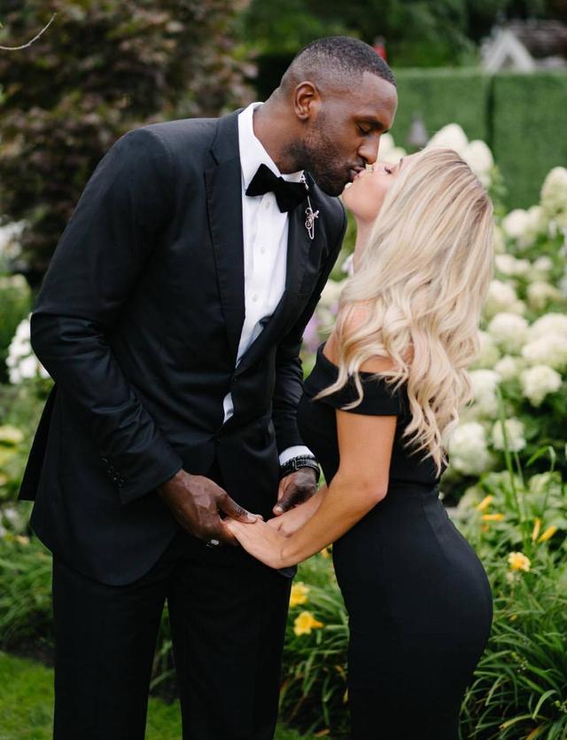 头号大鱼！字母哥与雄鹿谈判将升级 尼克斯不再拥有独家谈判权（重磅变局：字母哥与雄鹿谈判升级，尼克斯不再享有独家谈判权）