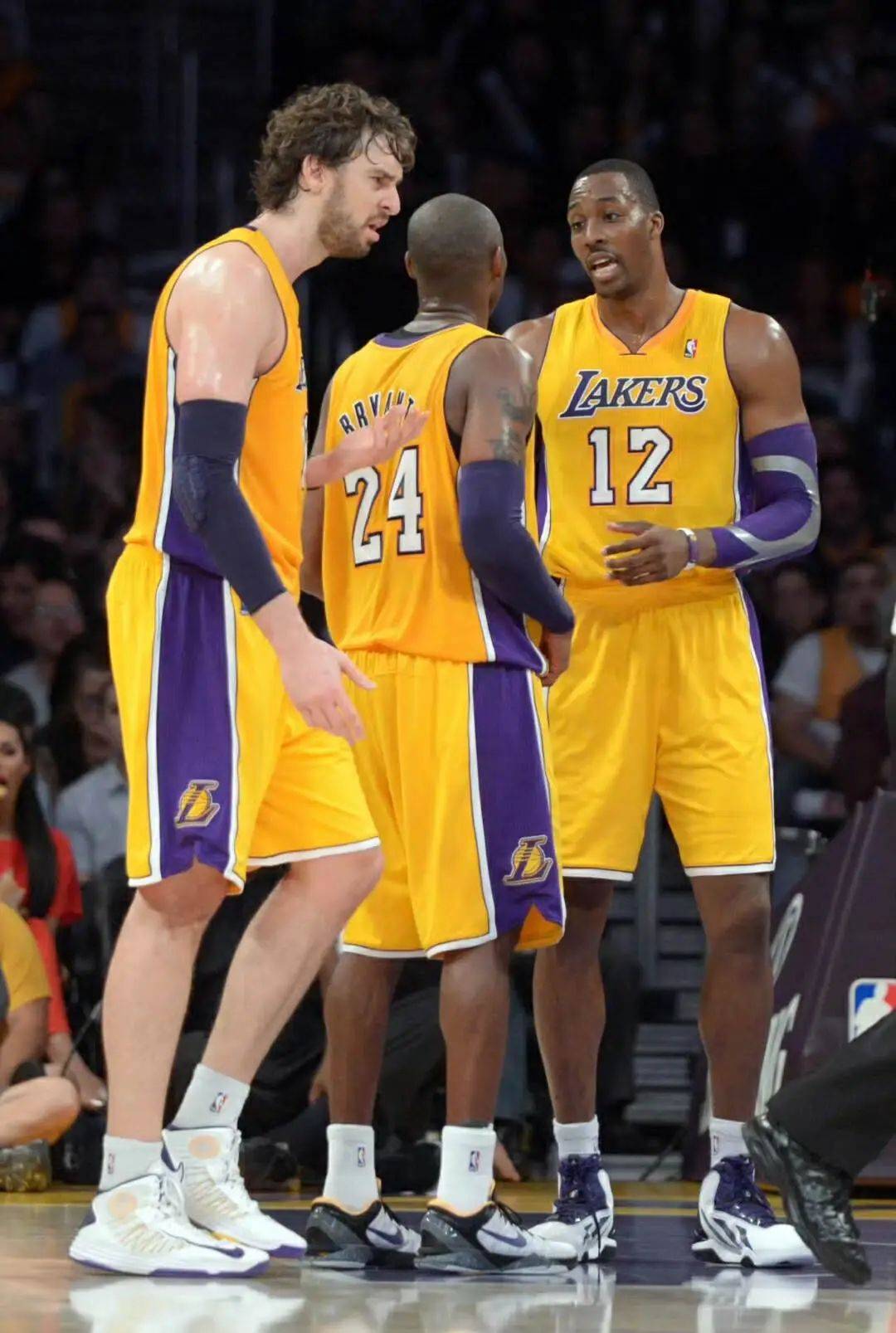 德天空：多特19岁边锋坎贝尔已向俱乐部表示希望在冬窗离队（德媒：多特19岁边锋坎贝尔已告知俱乐部盼在冬窗离队）