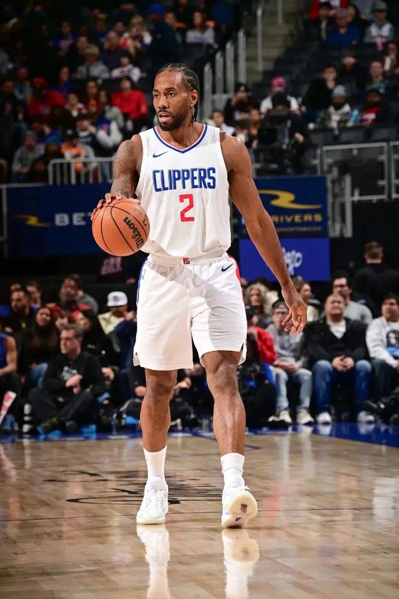 雷霆伤病报告：多尔特、卡鲁索、哈滕将缺席对阵独行侠的比赛（雷霆伤情更新：多尔特、卡鲁索、哈滕缺席战独行侠）