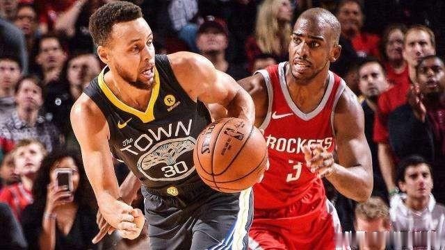 足球中超队长带伤上阵，拼劲获赞（中超队长带伤出战，顽强拼搏赢称赞）