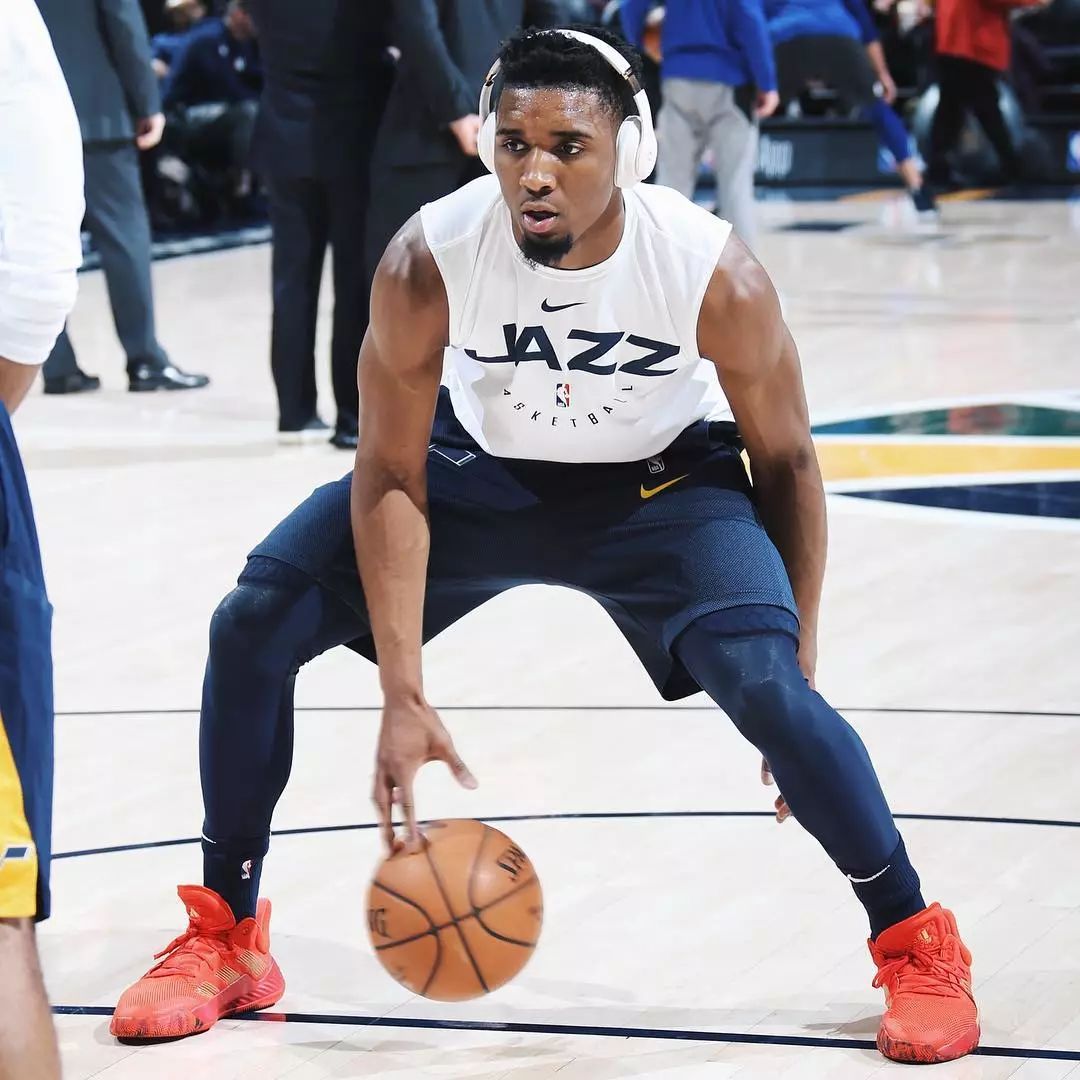 足球队报：瓦科下赛季或将转战江浙沪地区的中超俱乐部（足球队报称瓦科或在下赛季改投江浙沪中超球队）